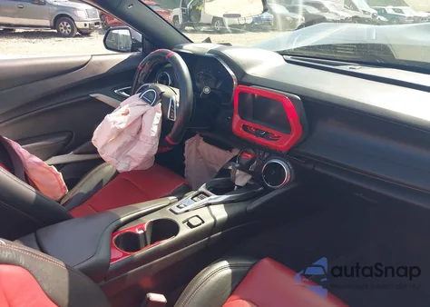 2018 Chevrolet Camaro 1Lt z USA, uszkodzony, nr VIN 1G1FB3DSXJ0130427